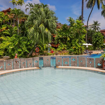 Courtyard By Marriott Phuket, Patong Beach Resort Bagian luar foto